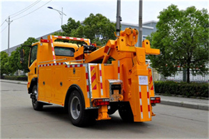 三元区高速路拖车费