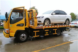 三元区附近拖车救援24小时服务热线